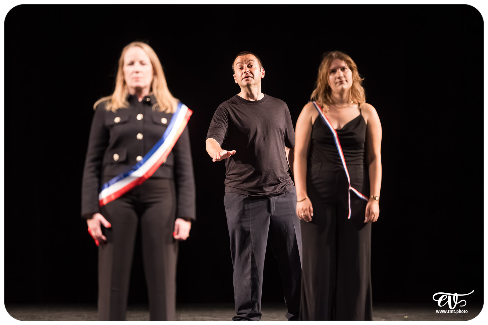 LE THEATRE EST-IL LA VIE